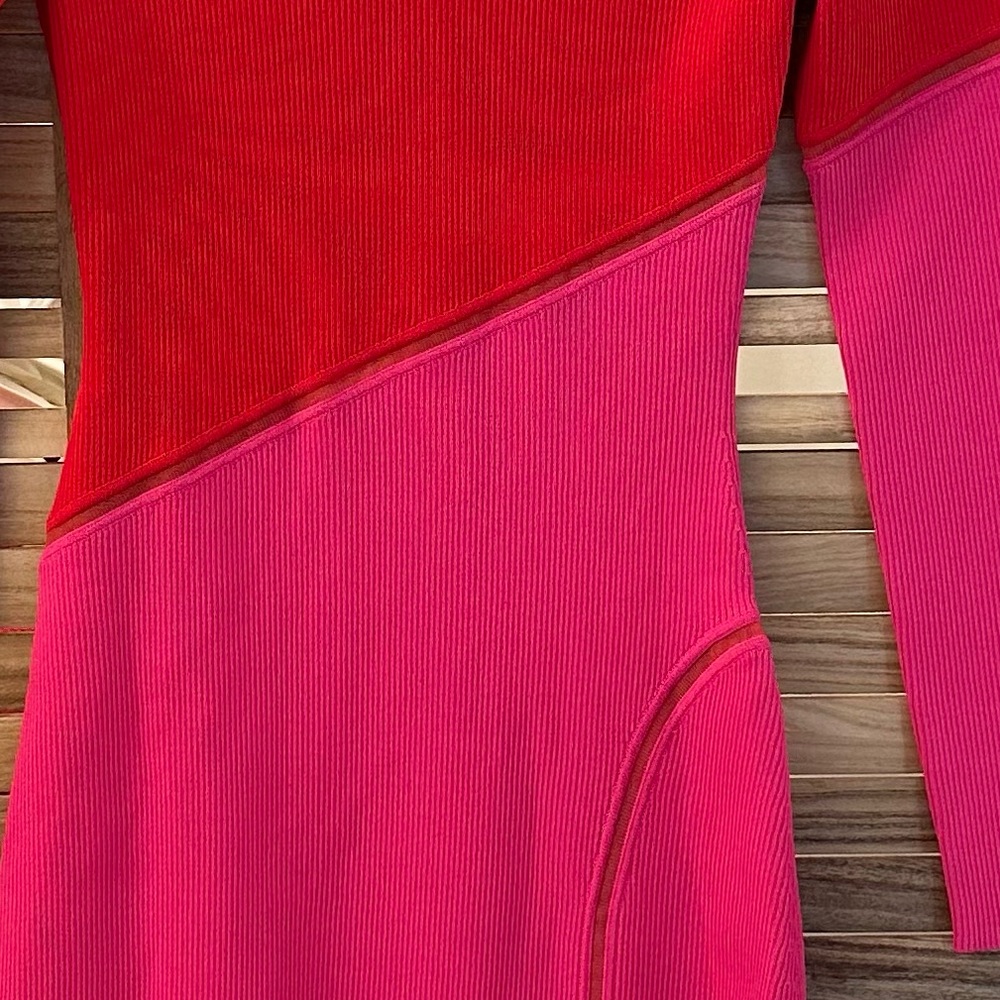 Milly Raziela Ribbed Colorblock Bodycon Midi Dress size M - Picture 9 of 9
